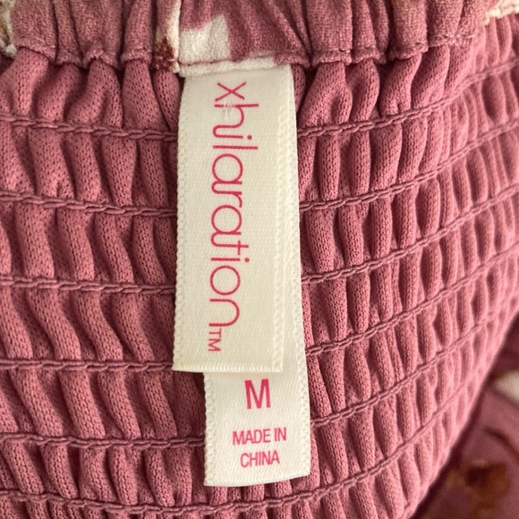 Xhileration Peekaboo-Leg Rose Floral Jumpsuit Smocked Corset Bodice Medium - Picture 13 of 15